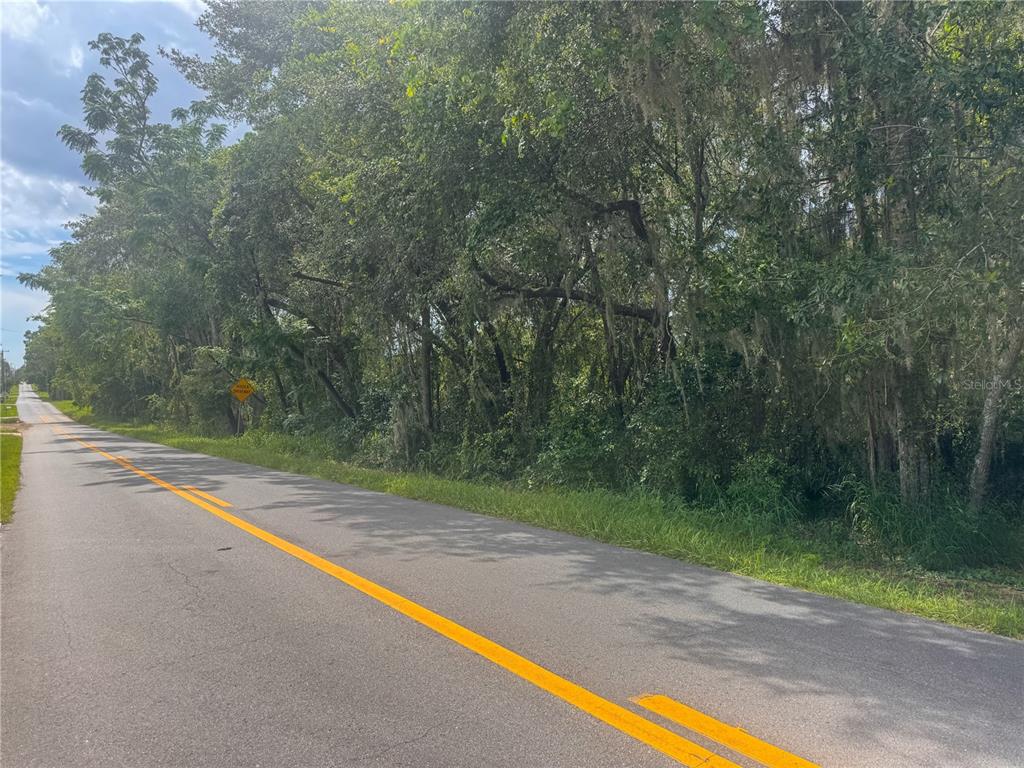 Eagles Nest Road Fruitland Park, FL 34731 - Photo 9 of 11