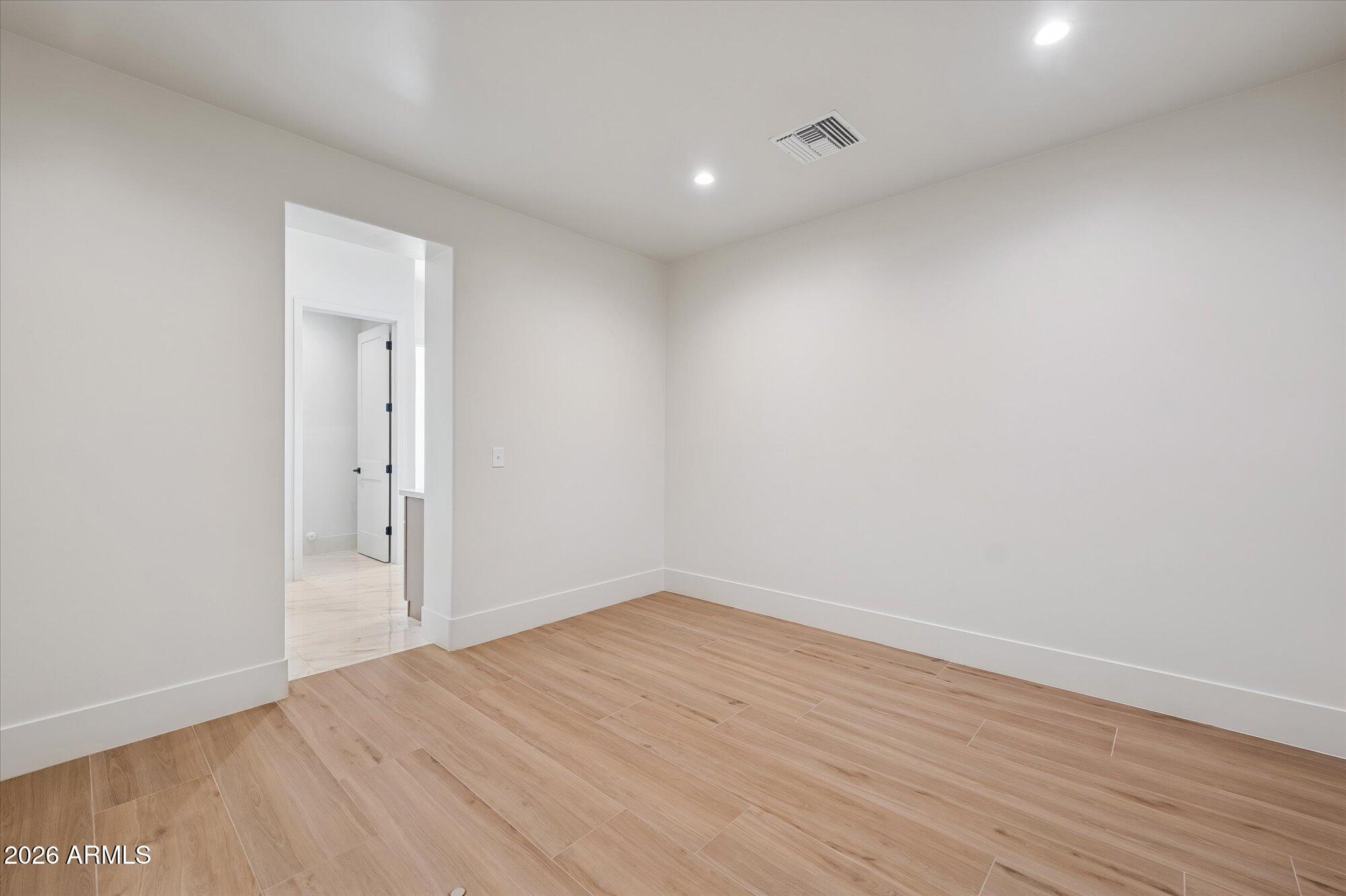 5861 East St John Road Scottsdale, AZ 85254 - Photo 30 of 60 Primary closet 1