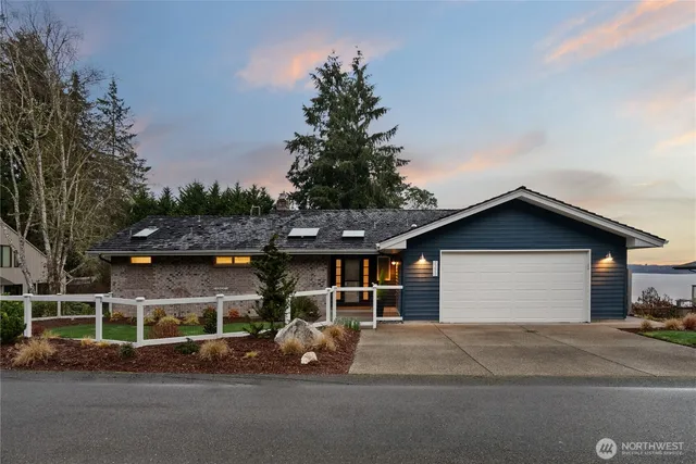 $1,850,000 | 2222 Old Port Court Northwest, Olympia, WA 98502