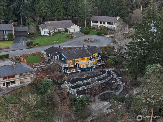 $1,850,000 | 2222 Old Port Court Northwest, Olympia, WA 98502