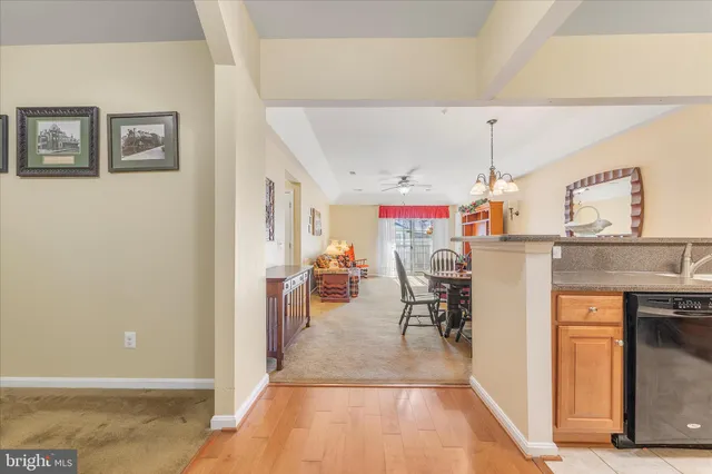 $394,900 | 8800 Bosley Road, Unit 401, Ellicott City, MD 21043