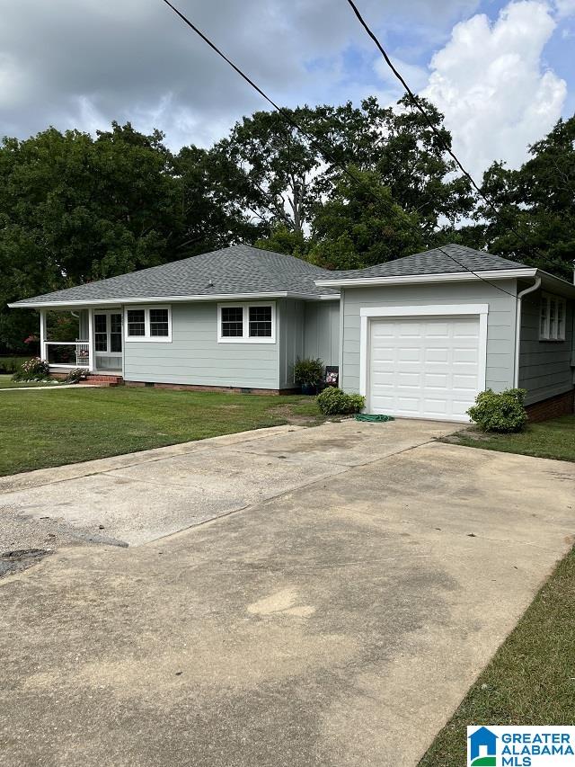 207 Martha Street Clanton, AL 35045 - Photo 2 of 19