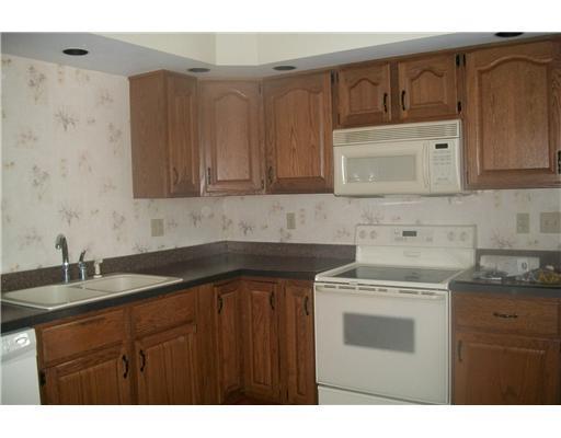 8 Hi View Lane Corinth, ME 04427 - Photo 5 of 18 Kitchen.
