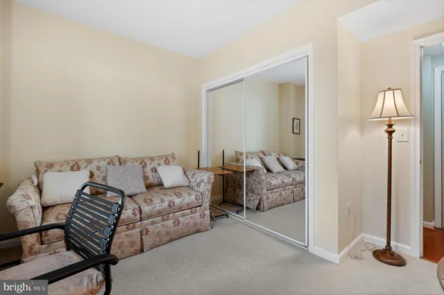 $345,000 | 24 Courthouse Square, Unit 105, Rockville, MD 20850