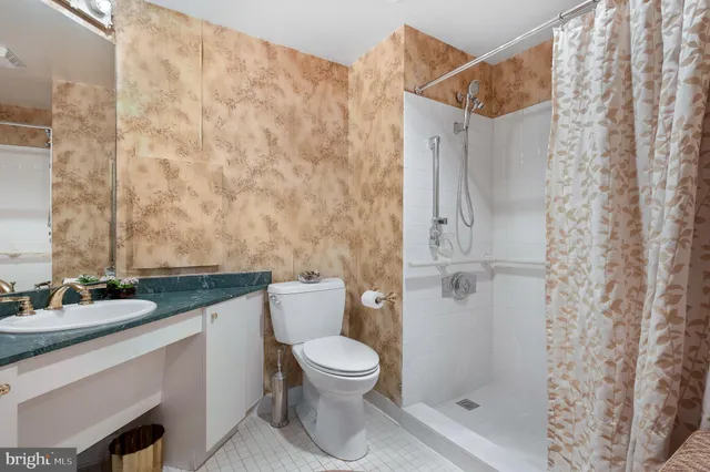 $345,000 | 24 Courthouse Square, Unit 105, Rockville, MD 20850