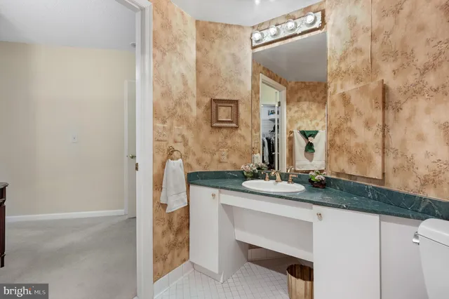 $345,000 | 24 Courthouse Square, Unit 105, Rockville, MD 20850