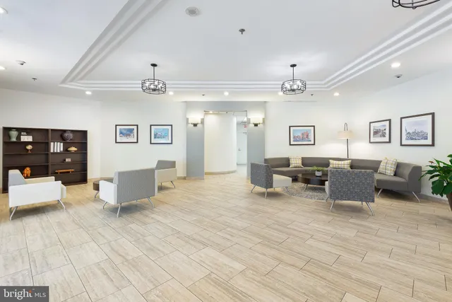 $345,000 | 24 Courthouse Square, Unit 105, Rockville, MD 20850