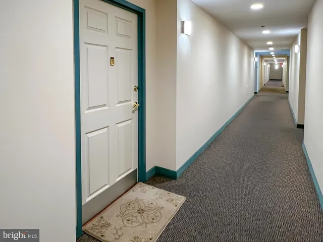 $345,000 | 24 Courthouse Square, Unit 105, Rockville, MD 20850