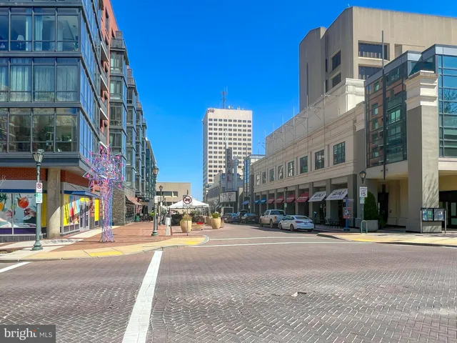 $345,000 | 24 Courthouse Square, Unit 105, Rockville, MD 20850