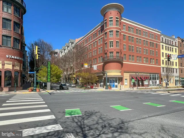 $345,000 | 24 Courthouse Square, Unit 105, Rockville, MD 20850