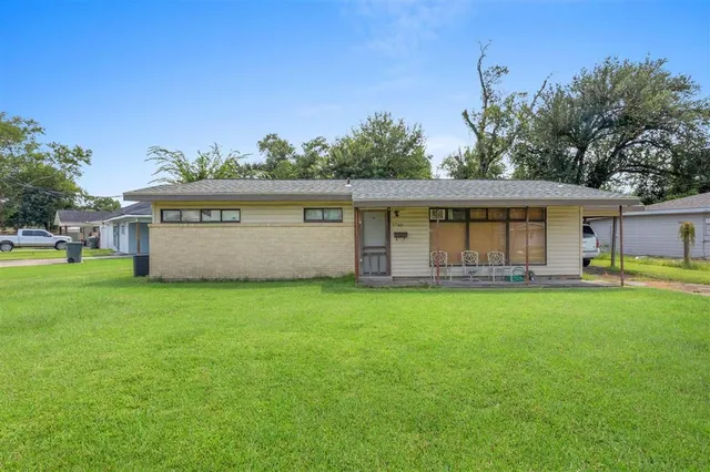 $99,000 | 3700 Ohio Street, Lake Charles, LA 70607