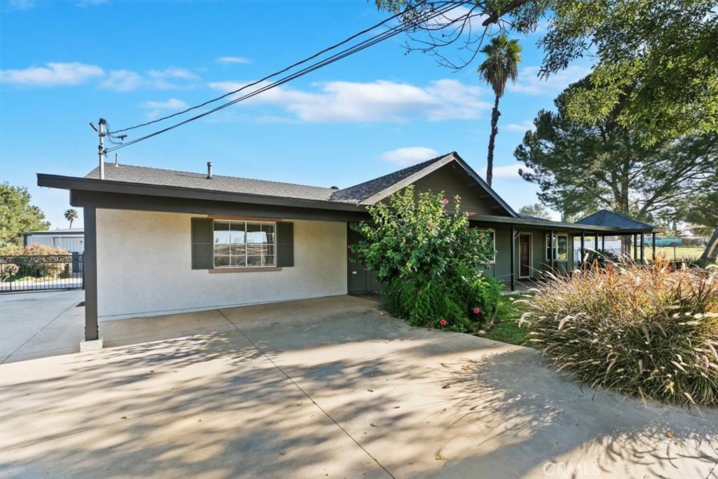 18590 Roberts Road Riverside, CA 92508 - Photo 14 of 66 a view of a house with a yard