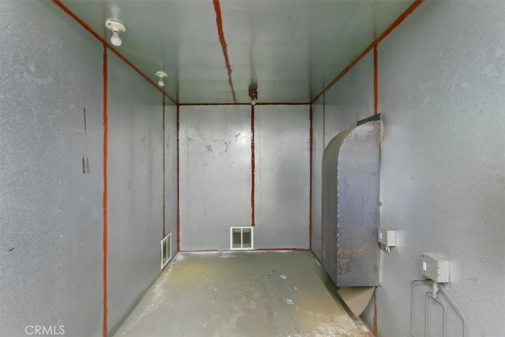 18590 Roberts Road Riverside, CA 92508 - Photo 59 of 66 Oven for powder coating