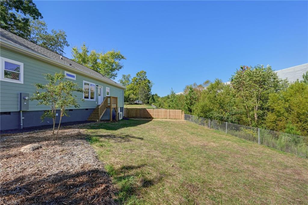 3522 Charing Cross Road Greensboro, NC 27455 - Photo 20 of 27 Gallery Image 20