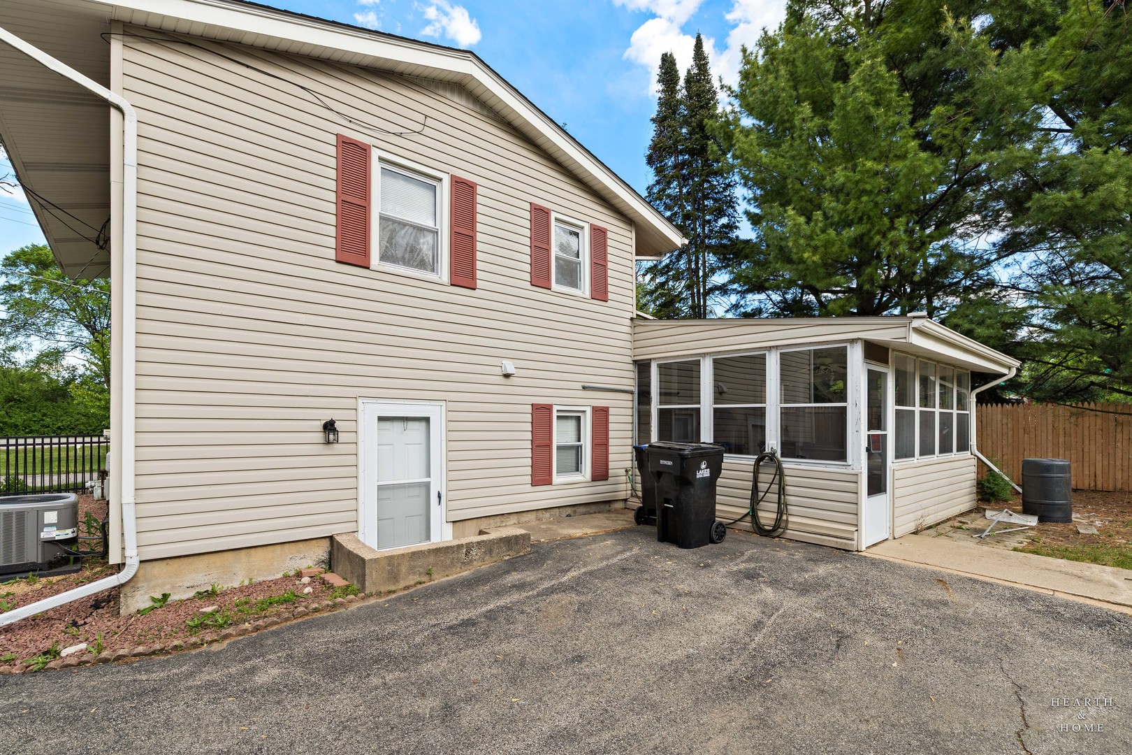 35976 North Fairfield Road Round Lake, IL 60073 - Photo 22 of 27 Gallery Image 22