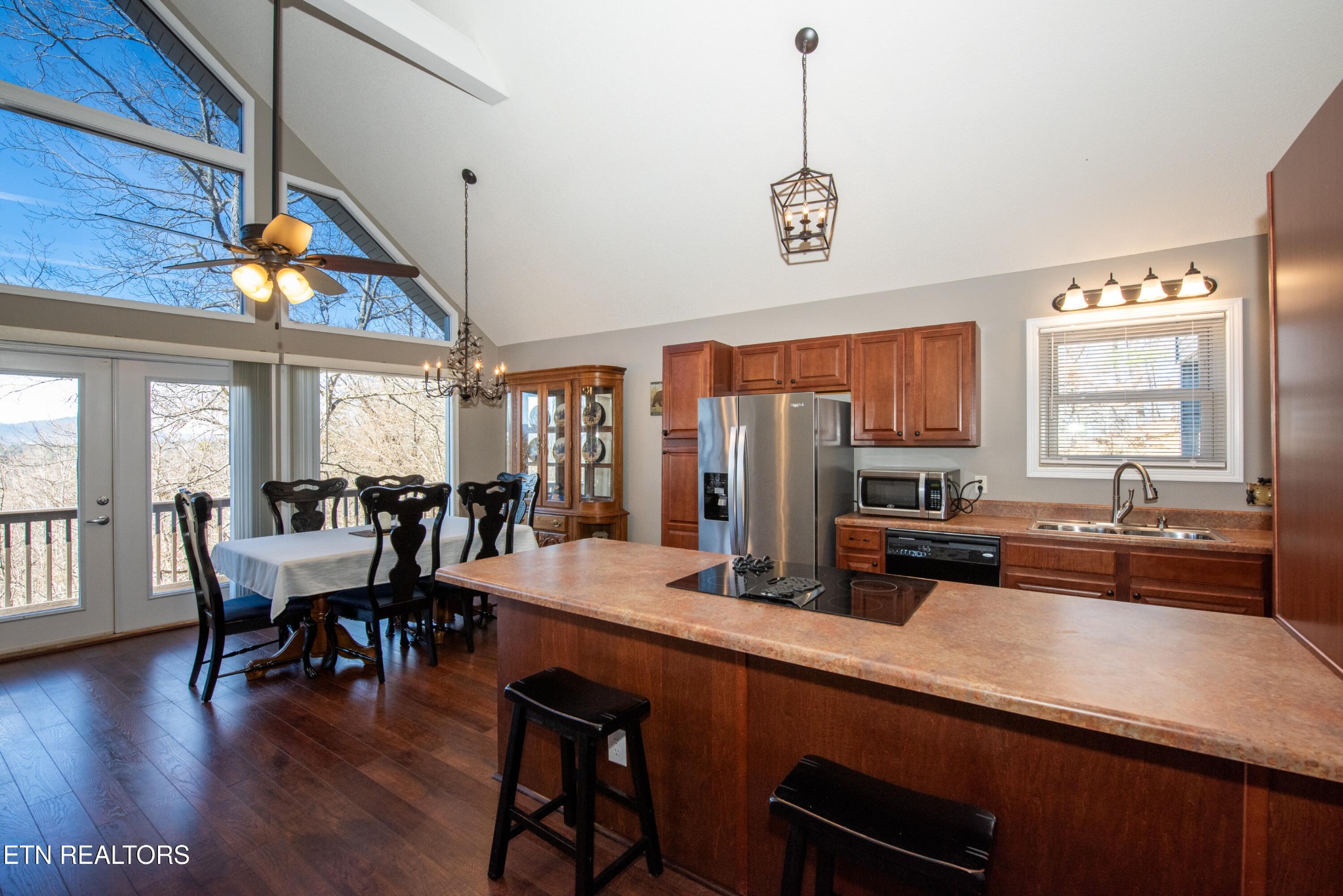 2201 Applewood Road Sevierville, TN 37862 - Photo 15 of 59 Gallery Image 15