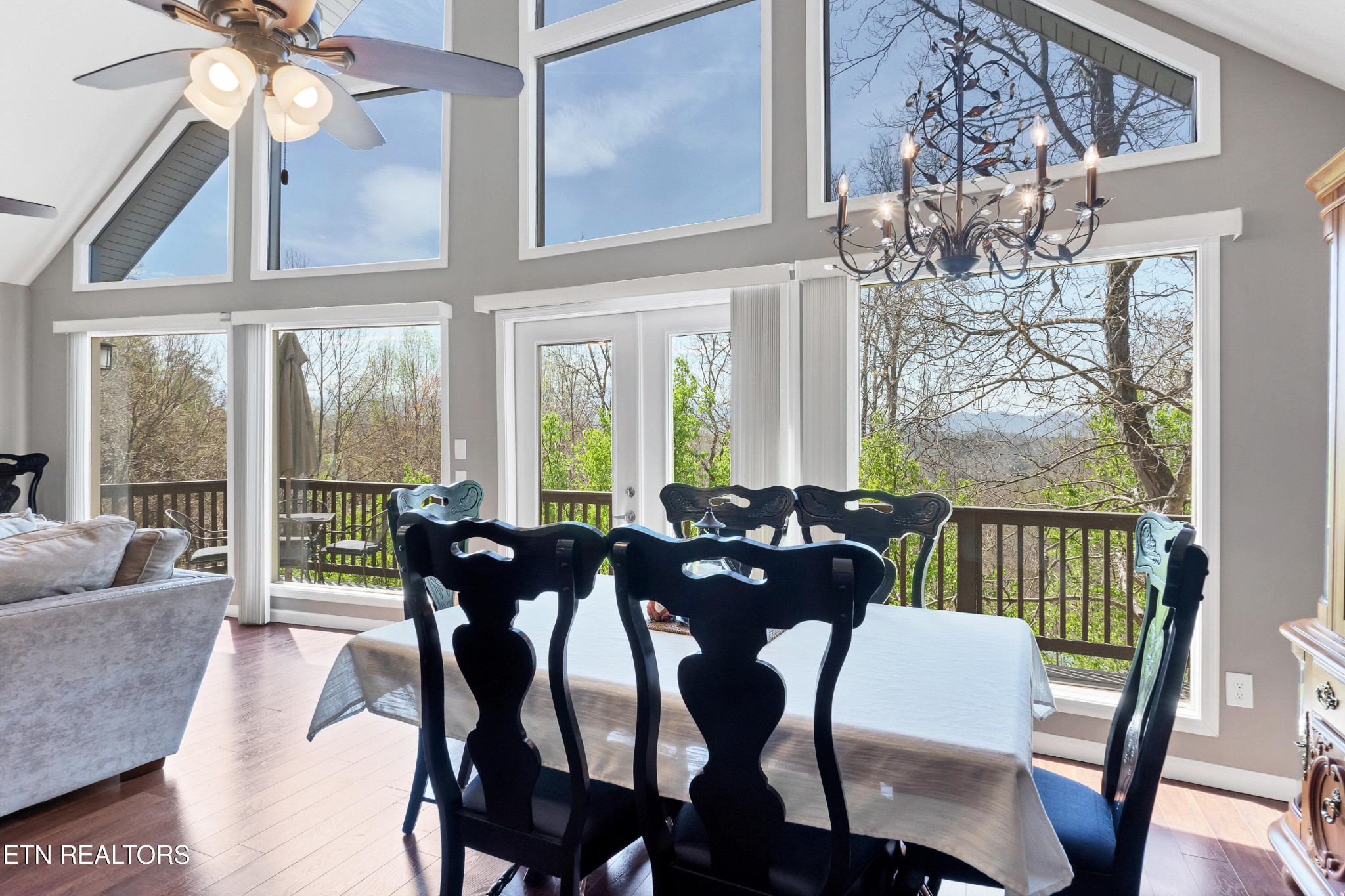 2201 Applewood Road Sevierville, TN 37862 - Photo 17 of 59 Gallery Image 17