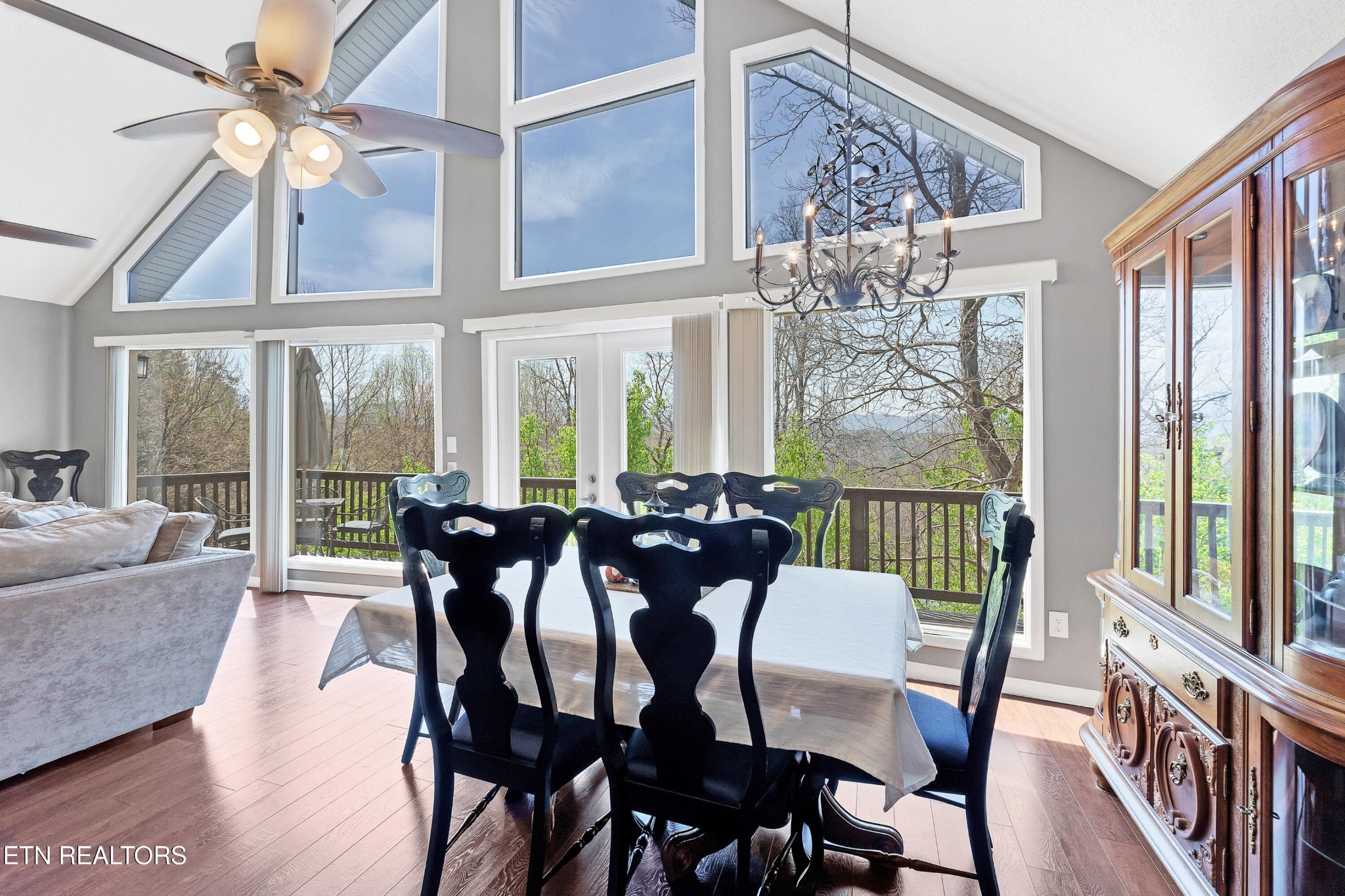 2201 Applewood Road Sevierville, TN 37862 - Photo 18 of 59 Gallery Image 18