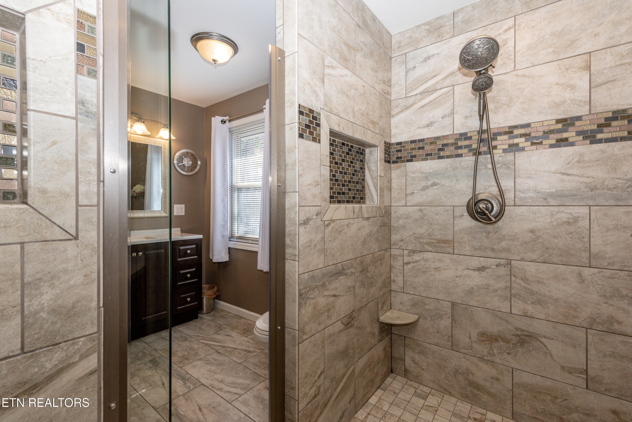 2201 Applewood Road Sevierville, TN 37862 - Photo 36 of 59 Gallery Image 36