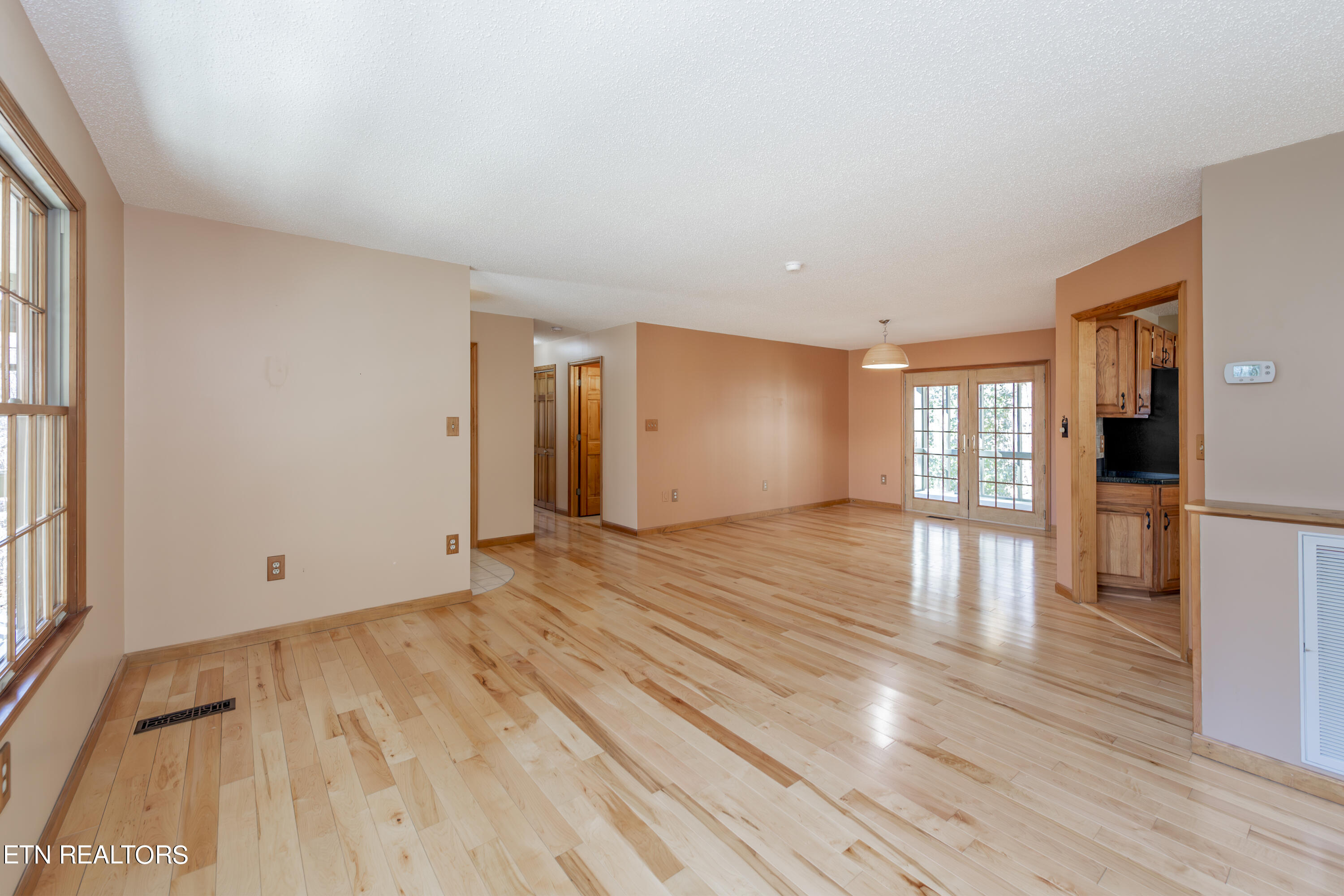 123 Reservoir Road Norris, TN 37828 - Photo 8 of 50 8