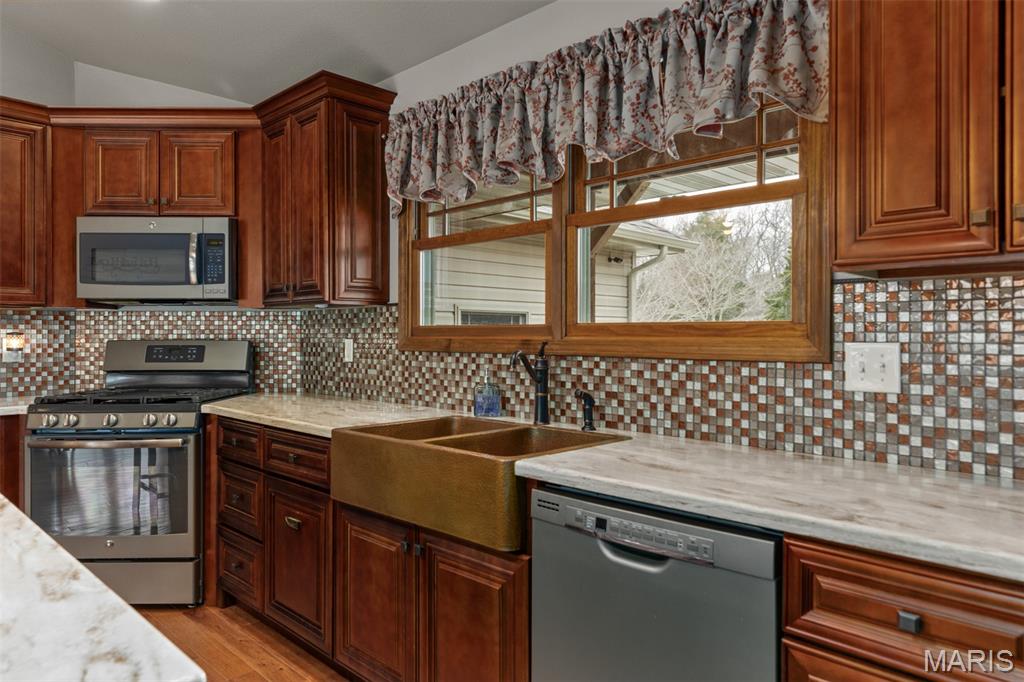 14982 Fremont Road Gillespie, IL 62033 - Photo 36 of 57