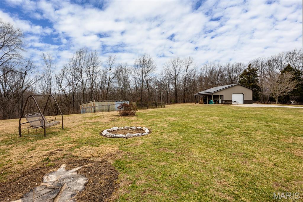 14982 Fremont Road Gillespie, IL 62033 - Photo 7 of 57