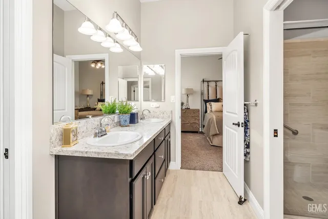 $1,050,000 | Undisclosed Address, Bakersfield, CA 93314