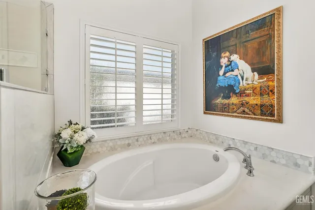 $1,050,000 | Undisclosed Address, Bakersfield, CA 93314