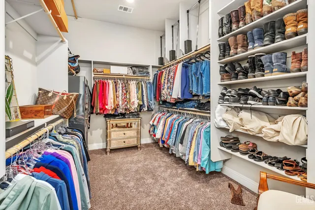 $1,050,000 | Undisclosed Address, Bakersfield, CA 93314