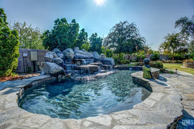$1,050,000 | Undisclosed Address, Bakersfield, CA 93314