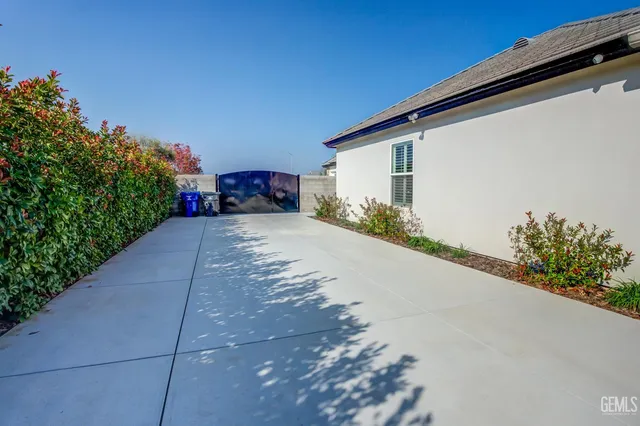 $1,050,000 | Undisclosed Address, Bakersfield, CA 93314