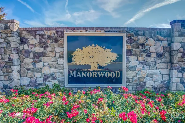 $1,050,000 | Undisclosed Address, Bakersfield, CA 93314