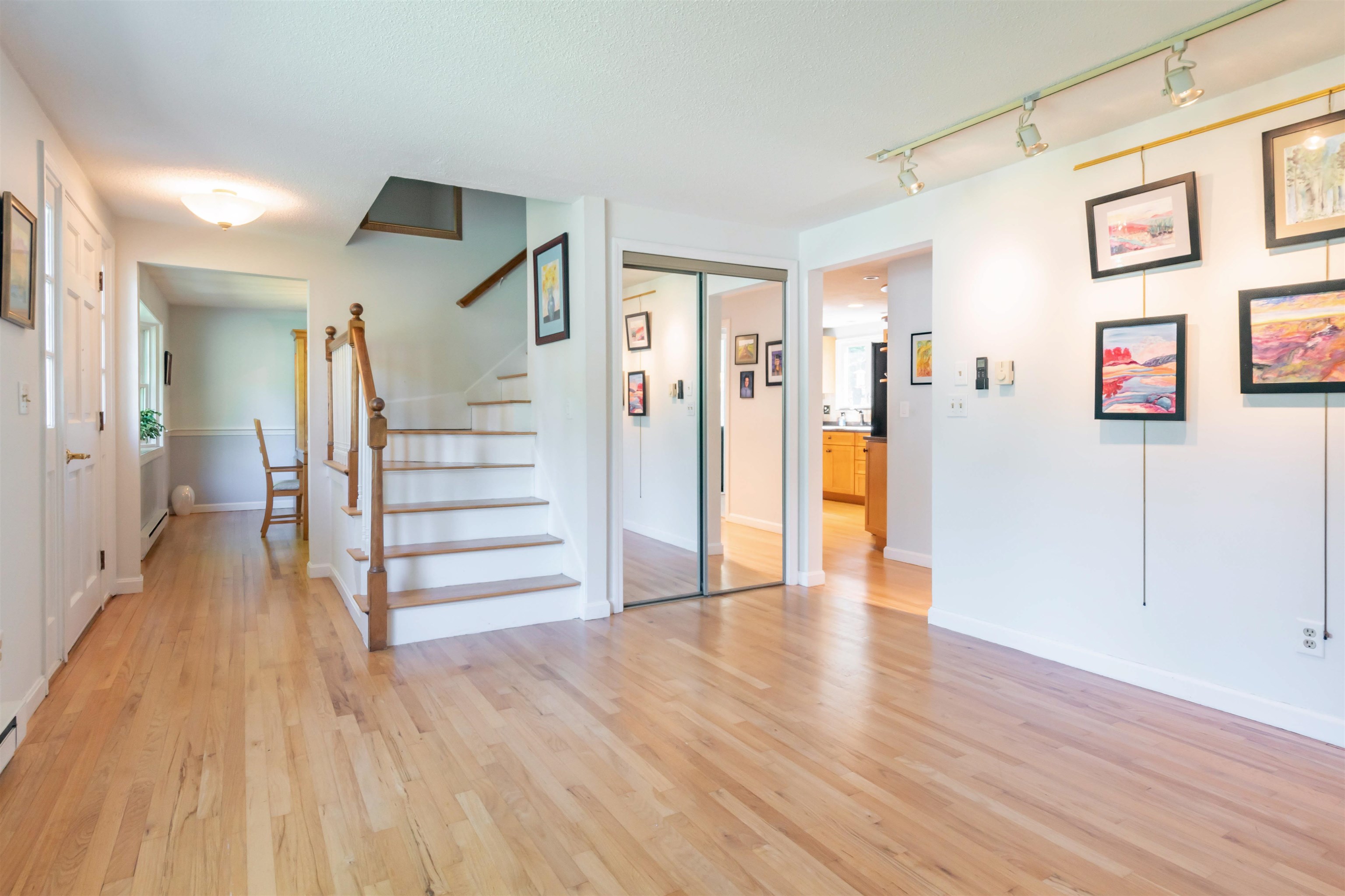 2 Mathew Drive Merrimack, NH 03054 - Photo 31 of 34 Gallery Image 31