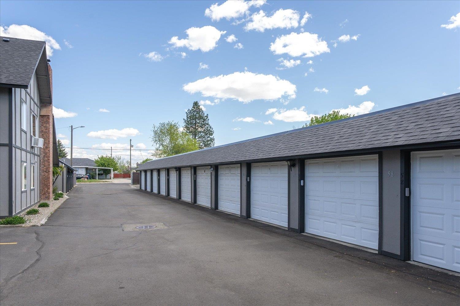102 East Weile Avenue, Unit 4 Spokane, WA 99208 - Photo 35 of 41