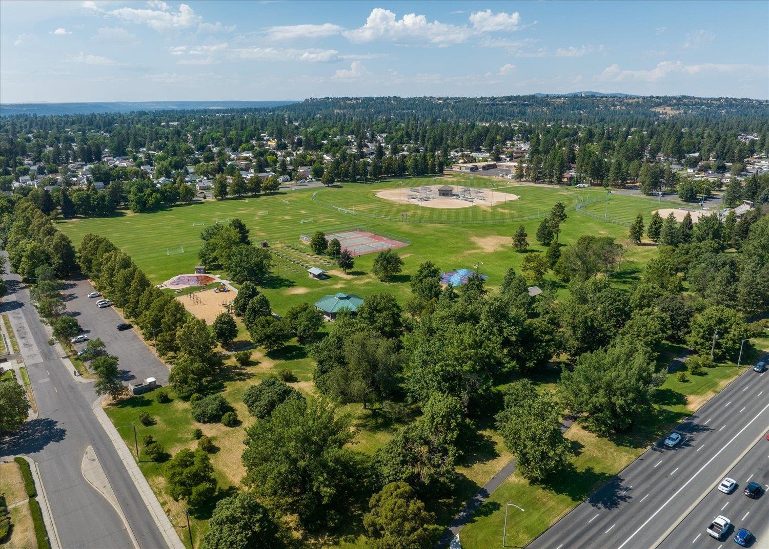 102 East Weile Avenue, Unit 4 Spokane, WA 99208 - Photo 39 of 41
