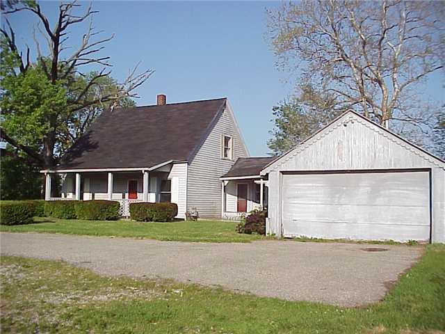 379 Hickey Road Morgantown, IN 46160 - Photo 3 of 6 Gallery Image 3