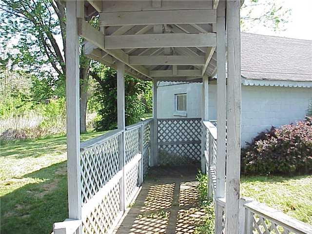 379 Hickey Road Morgantown, IN 46160 - Photo 4 of 6 Gallery Image 4