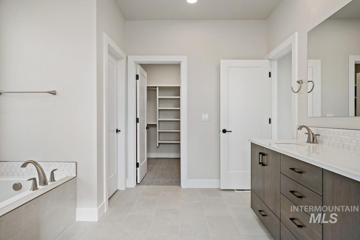 6572 South Mountaintop Way Meridian, ID 83642 - Photo 7 of 8