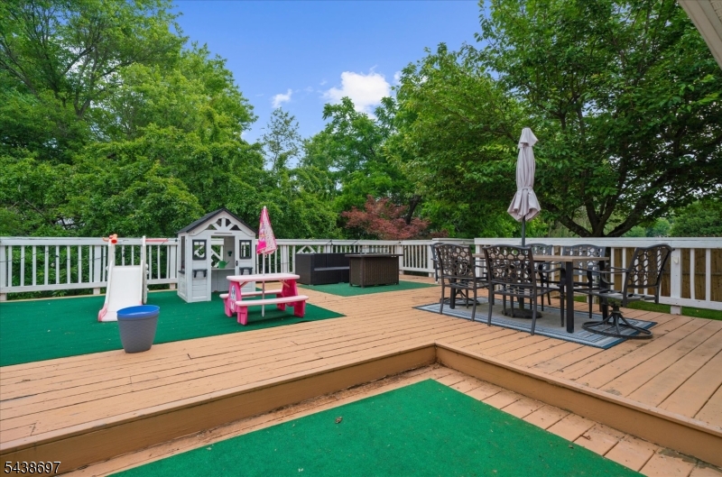 8 Cottage Place Somerville, NJ 08876 - Photo 28 of 42