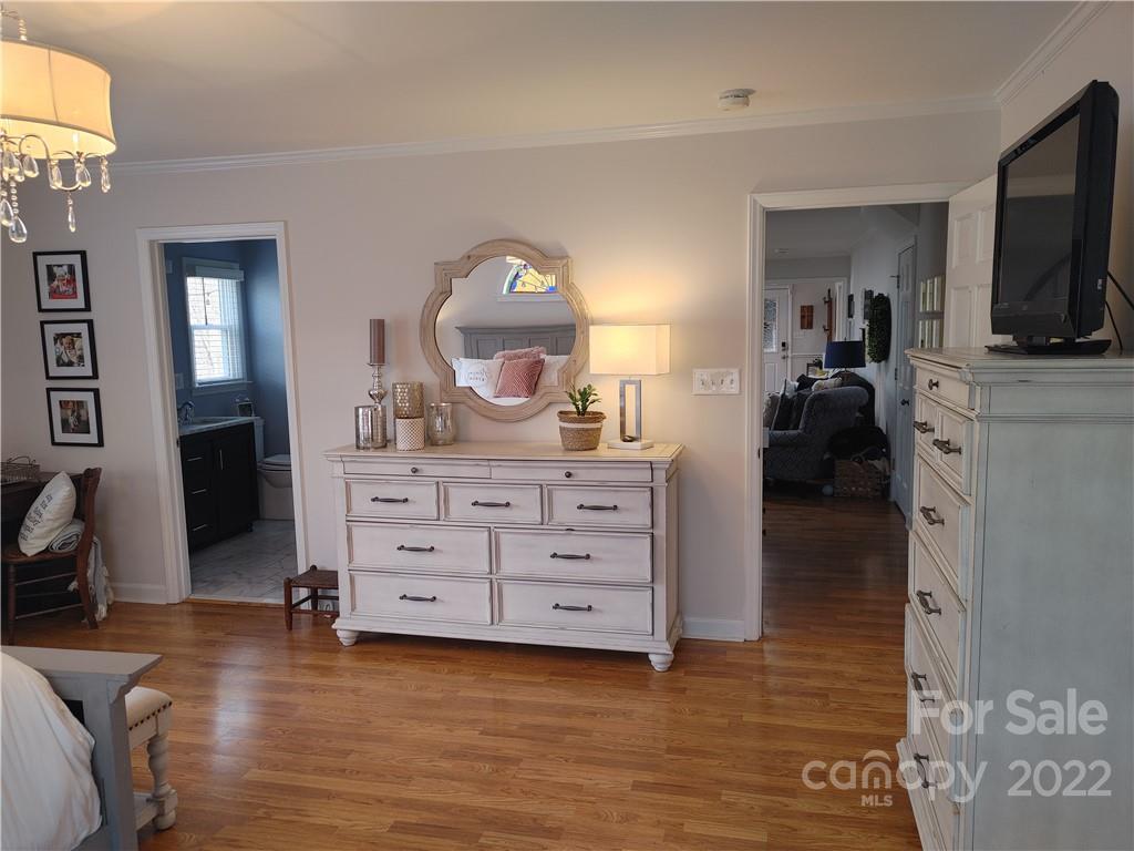 7400 Pleasant Grove Road Charlotte, NC 28216 - Photo 17 of 48 Gallery Image 17