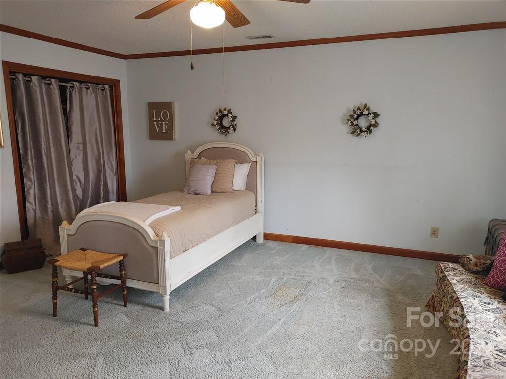7400 Pleasant Grove Road Charlotte, NC 28216 - Photo 32 of 48 Gallery Image 32