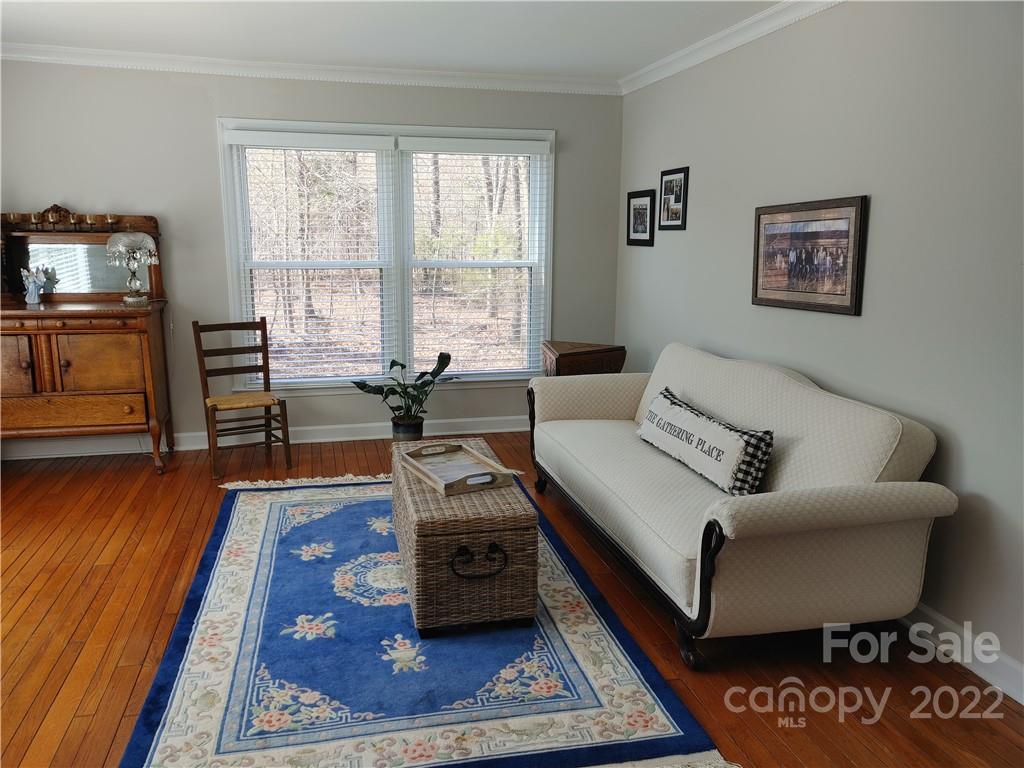 7400 Pleasant Grove Road Charlotte, NC 28216 - Photo 5 of 48 Gallery Image 5