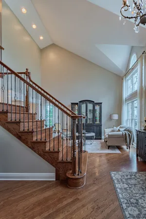 $845,000 | 900 Christa Court, Elk Grove Village, IL 60007