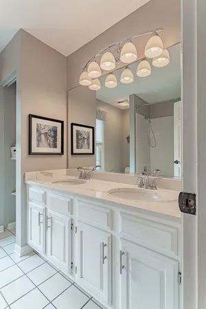 $845,000 | 900 Christa Court, Elk Grove Village, IL 60007