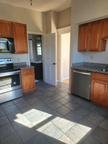 $429,900 | 518 West Vine Street, Milwaukee, WI 53212