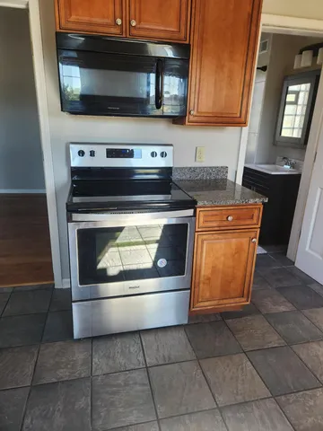 $429,900 | 518 West Vine Street, Milwaukee, WI 53212