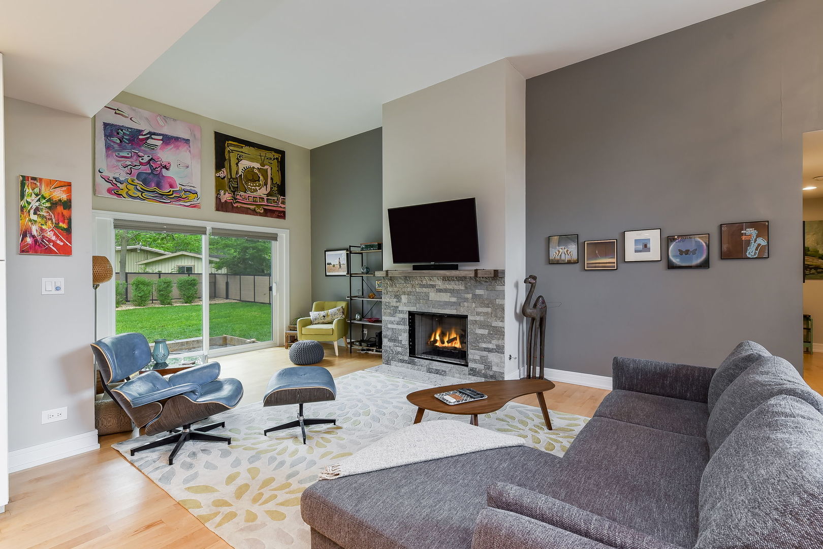 820 Lenox Road Glen Ellyn, IL 60137 - Photo 4 of 28 Gallery Image 4