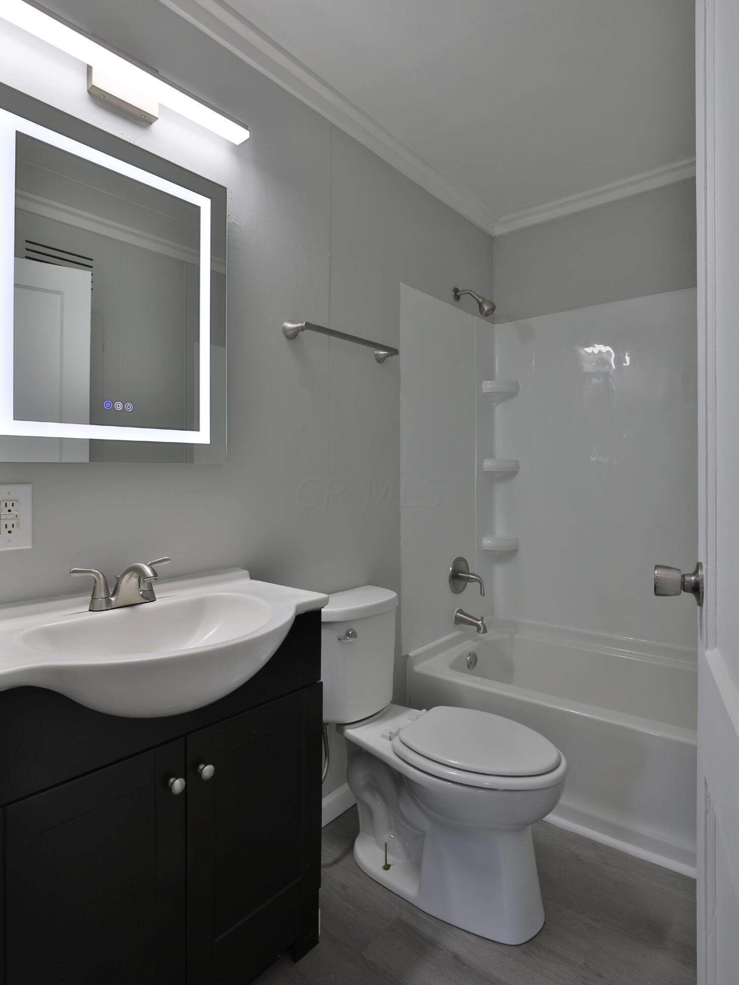2518 Howey Road Columbus, OH 43211 - Photo 13 of 31 5CB556C4-3FB9-4BAB-85A3-49B9B8F93AE0