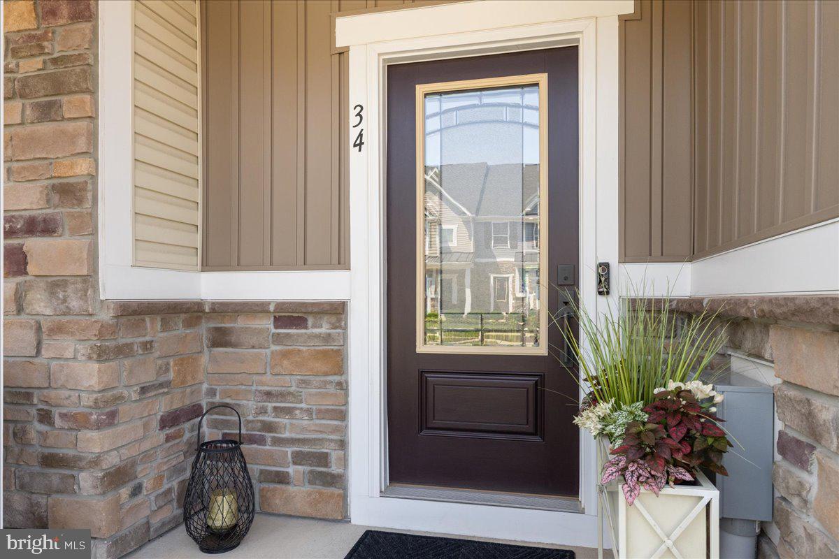 34 Griffin Way Yardley, PA 19067 - Photo 5 of 50 a bathroom with a toilet and a window