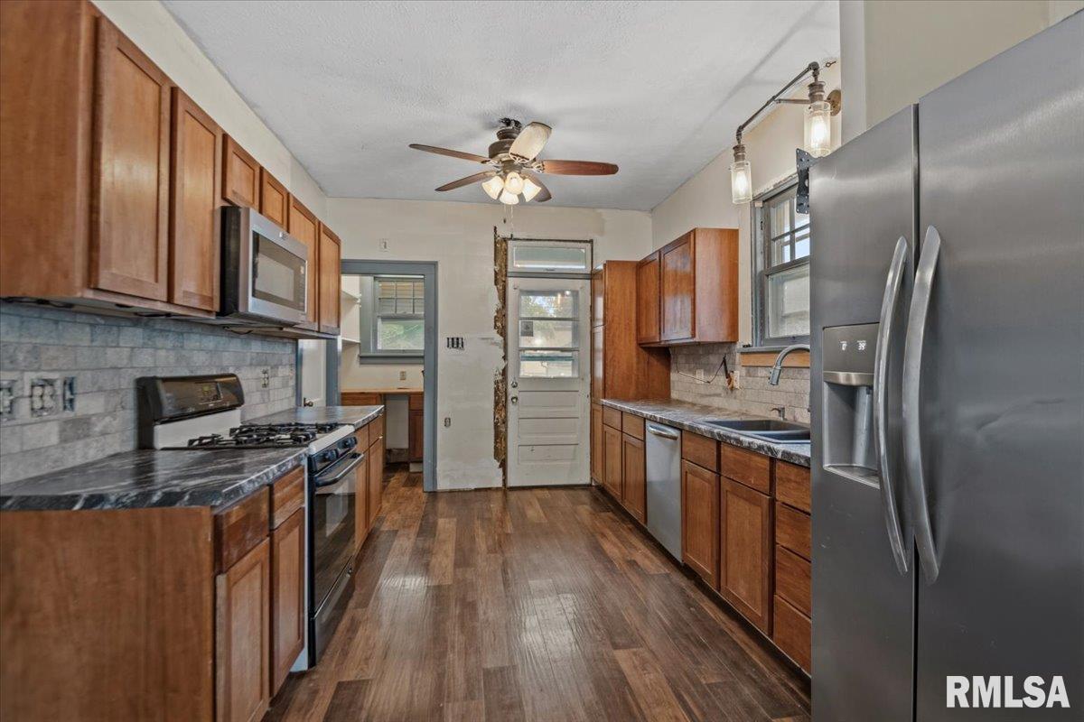 1609 South 4th Street Springfield, IL 62703 - Photo 12 of 44 Gallery Image 12